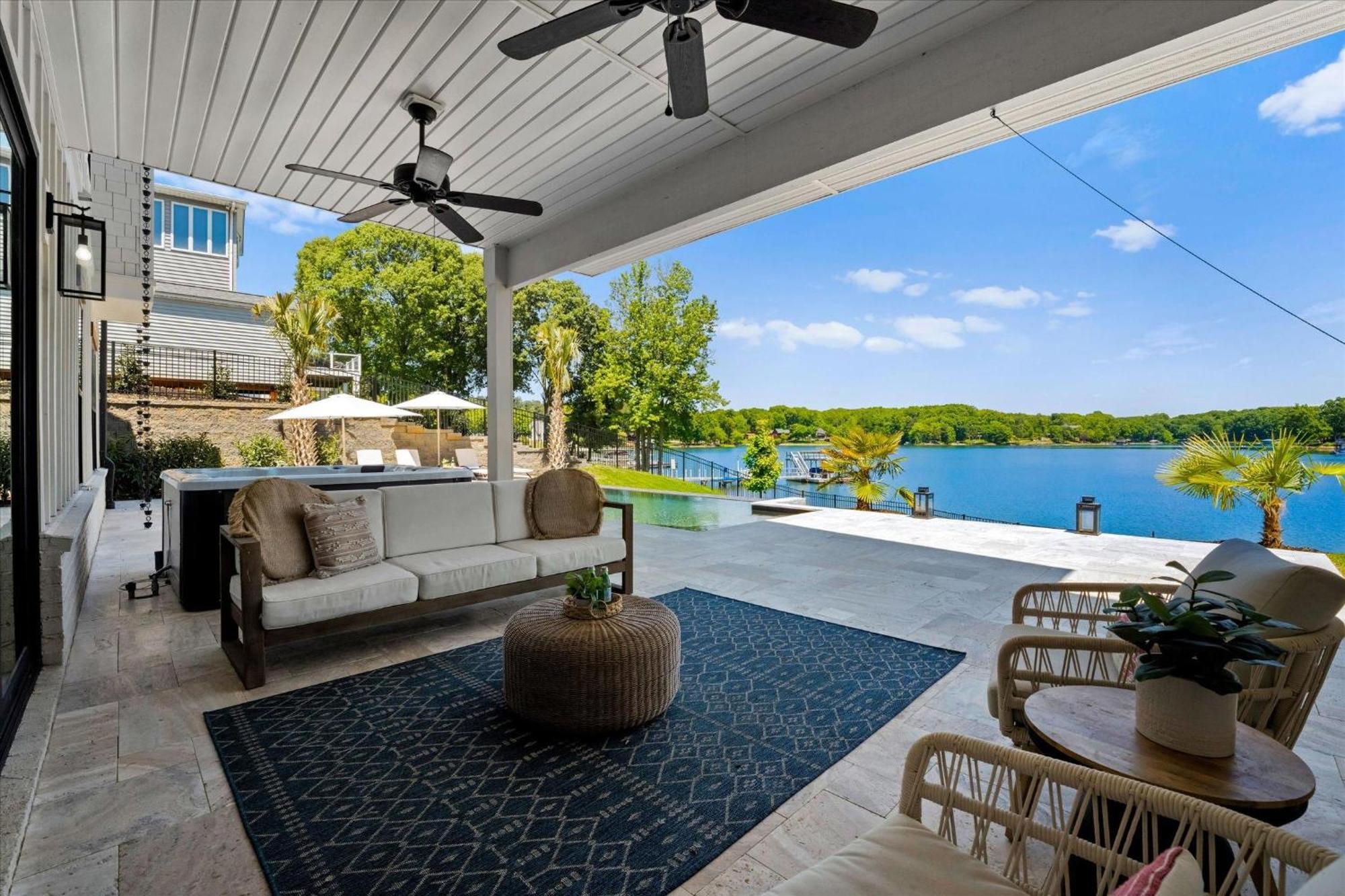 Hogan Crest Villa มัวร์สวิลล์ ภายนอก รูปภาพ